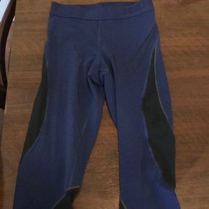 Nike Pro hypercool tights — 3/4 length